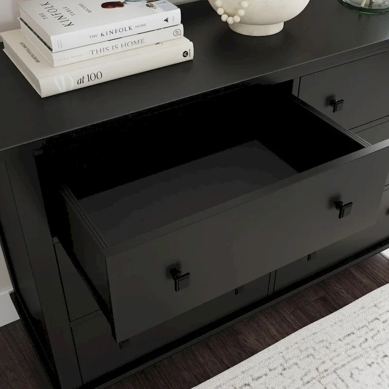 Lit queen en bois noir, table de nuit et commode par