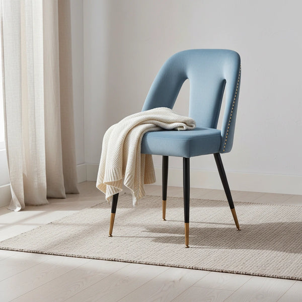 Lot de 2 chaises de salle à manger modernes et contemporaines rembourrées avec clous décoratifs et pieds en métal